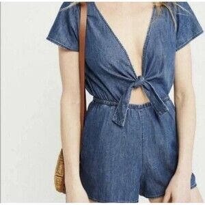 Abercrombie & Fitch Women‎ Romper Short Sleeve Soft Denim Adjustable SZ  X-Small